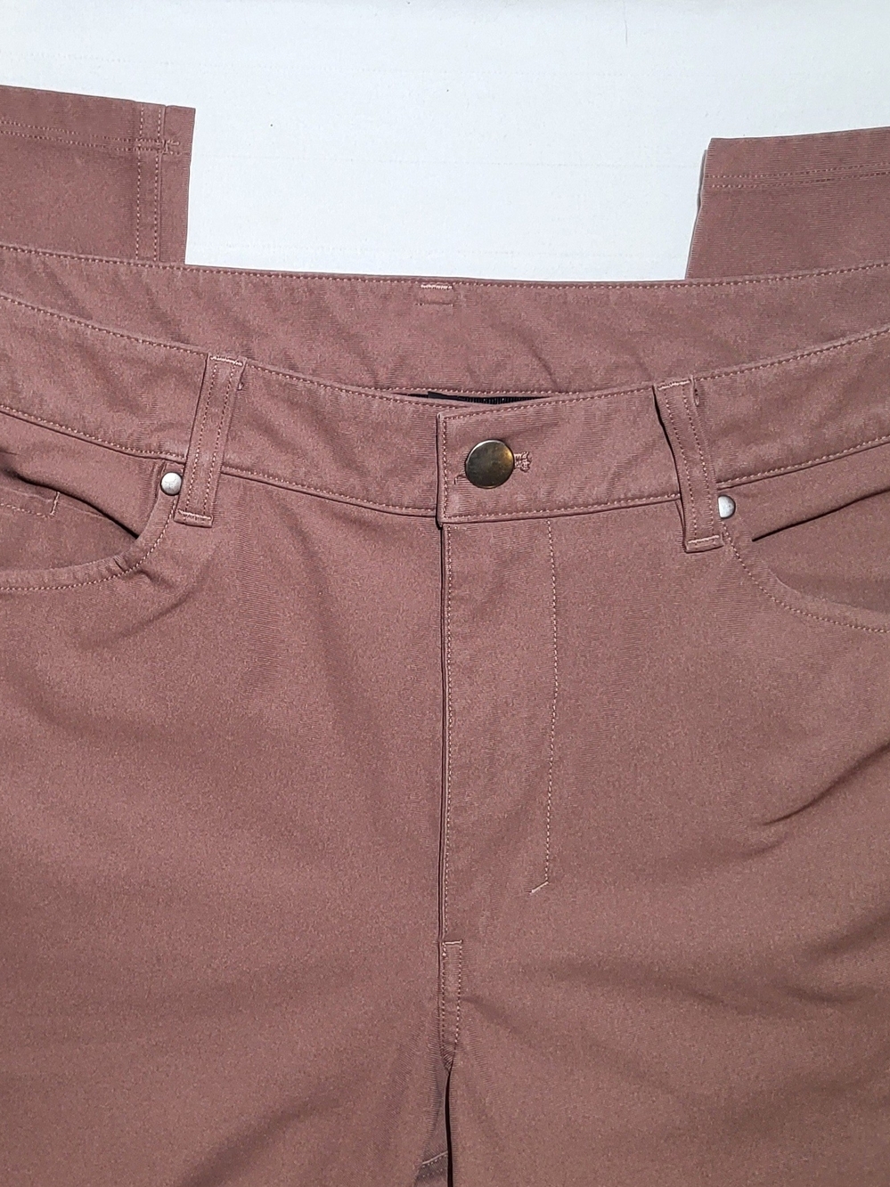 lululemon athletica Men's Stretch Athletic Pants in Mauve Rose